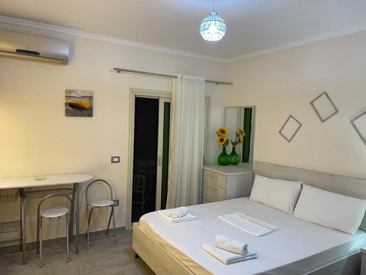 Nando'S Apartment 3 ดูร์เรส ภายนอก รูปภาพ