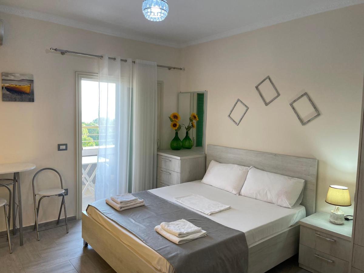 Nando'S Apartment 3 ดูร์เรส ภายนอก รูปภาพ